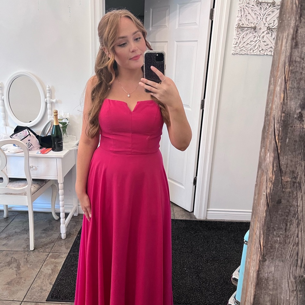 JJsHouss Fuchsia bridesmaid dress. Spaghetti straps. Size 8.